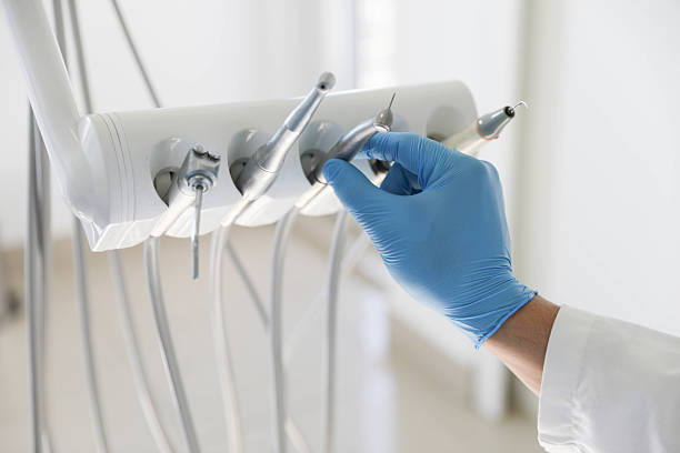 Professional Emergency Dentist technician working in Arcadia, CA